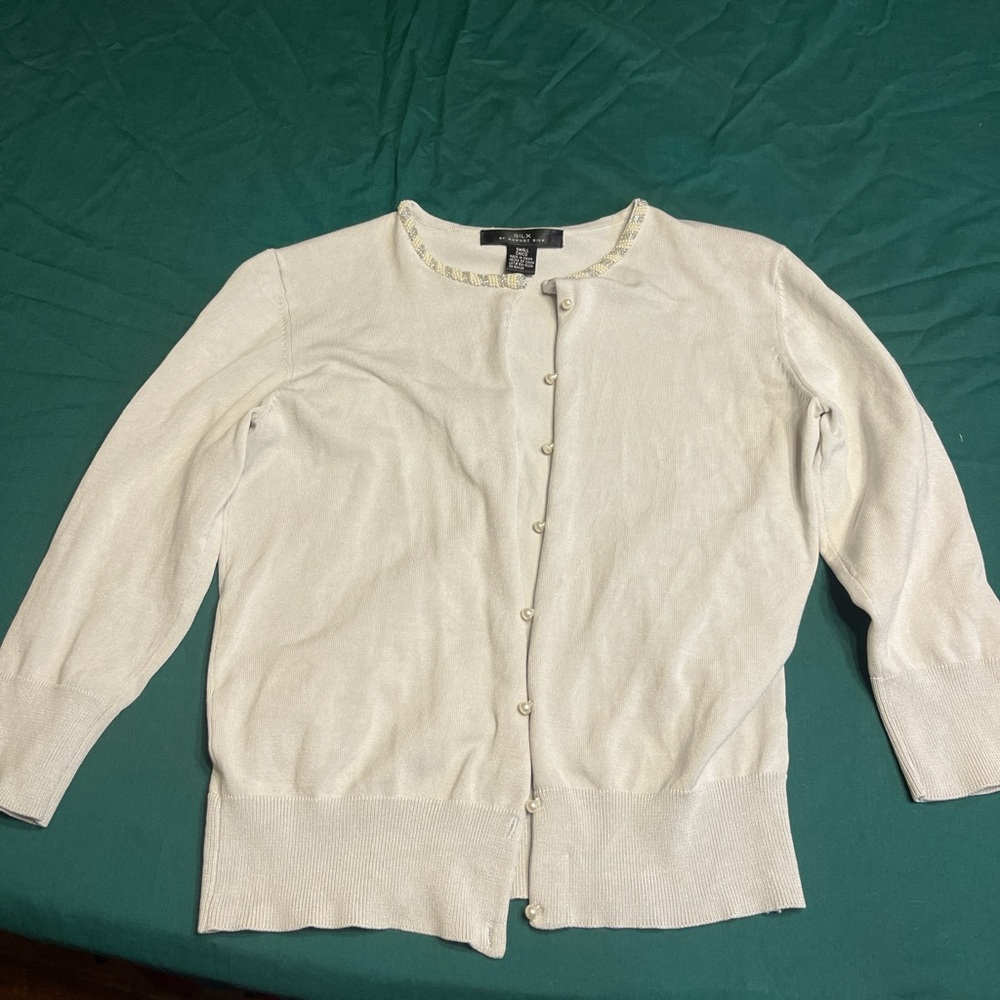 Elegant White Cardigan Sweater
